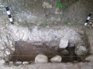 Kotak ke-2 Ekskavasi Tim 2, ditemukan sisa reruntuhan struktur dinding benteng