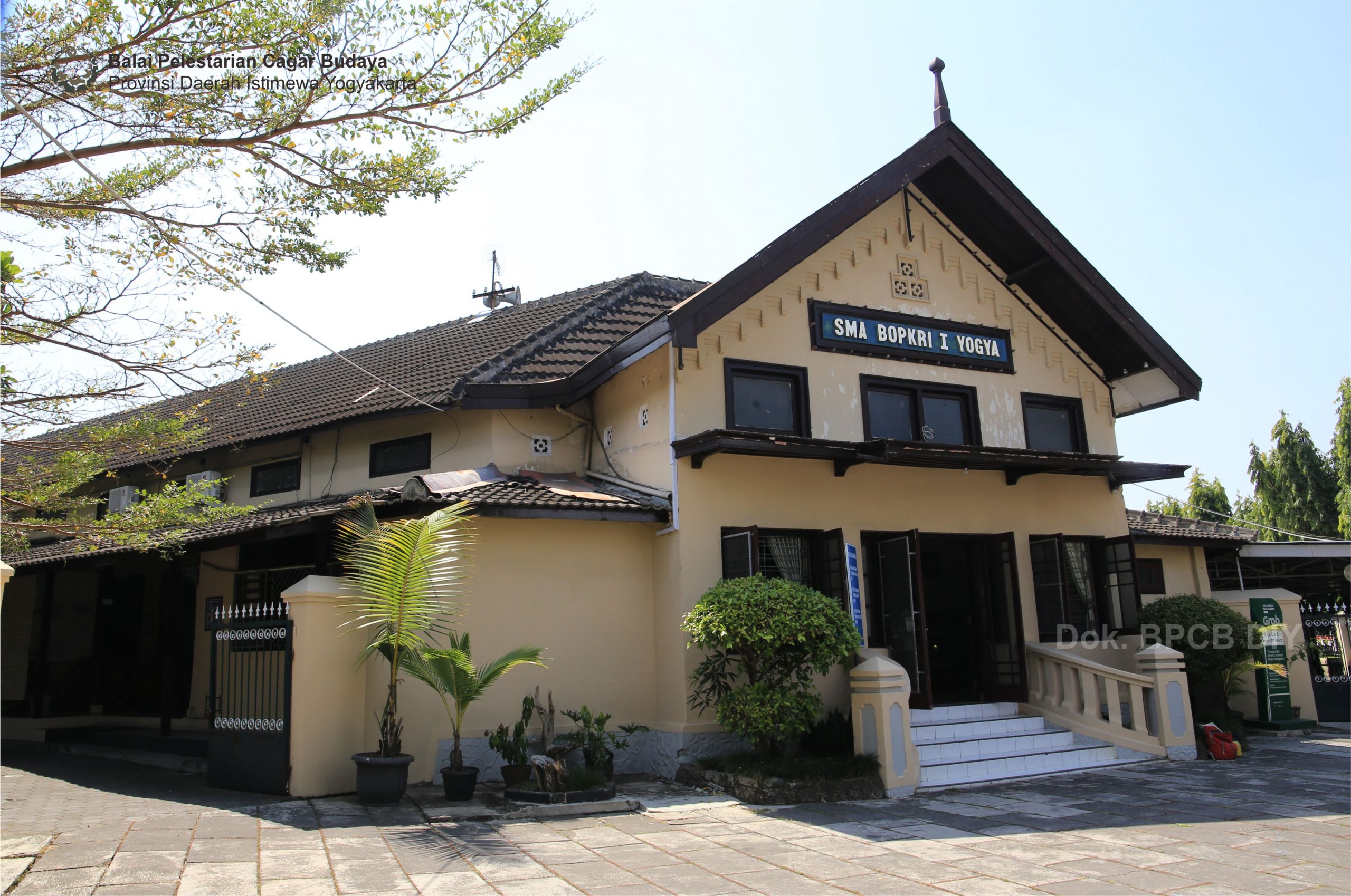 Read more about the article Gedung SMA BOPKRI I Yogyakarta