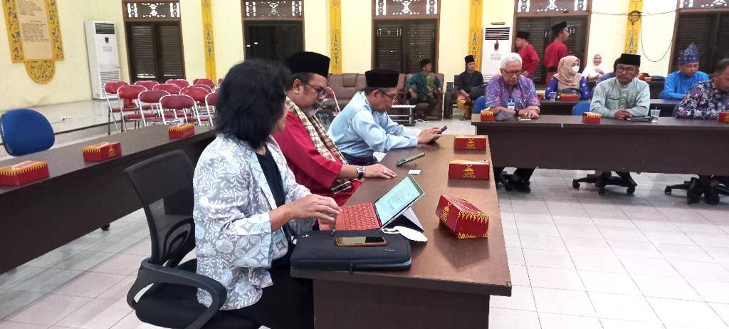 Pertemuan membahas pengajuan kebaya labuh sebagai warisan dunia UNESCO