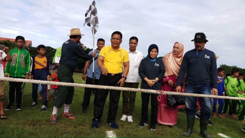 Festival Permainan Tradisional Anak 2017 dibuka oleh Walikota Banda Aceh, bapak Aminullah Usman.