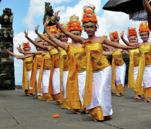 Tarian Rejang Dewa