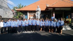 Foto Bersama Usai Upacara Hari Kesaktian Pancasila