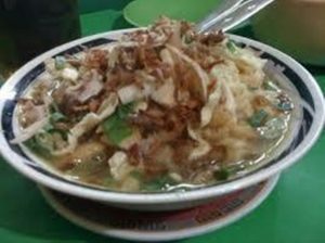 Read more about the article Bubur Sop: Kuliner khas Labuan Pandeglang