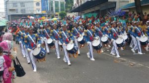 marching band memeriahkan pawai budaya