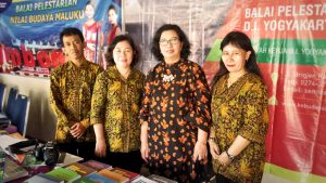 Kepala BPNB dan staff yang mewakili BPNB DIY pada Pameran BPNB Se-Indonesia  