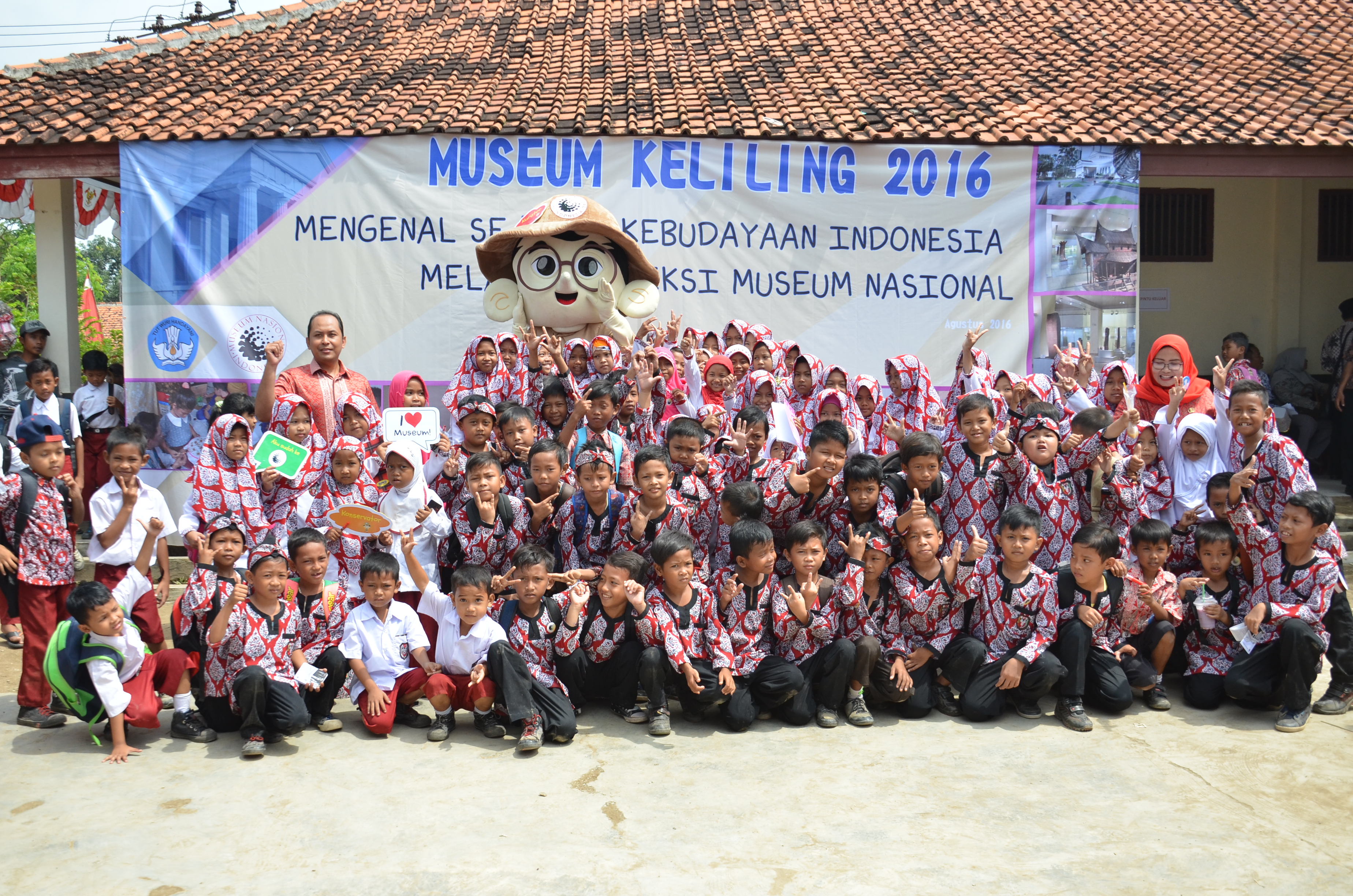 Read more about the article Museum Nasional Kunjungi SD di Cabangbungin