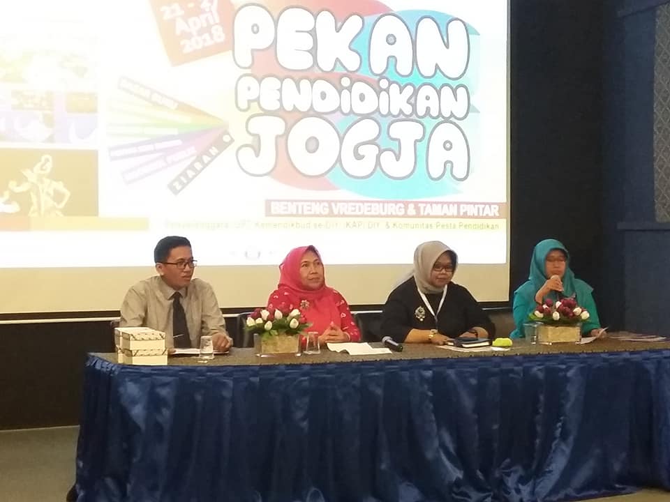 You are currently viewing Konferensi Pers Pekan Pendidikan Jogja-Wartawan Penasaran