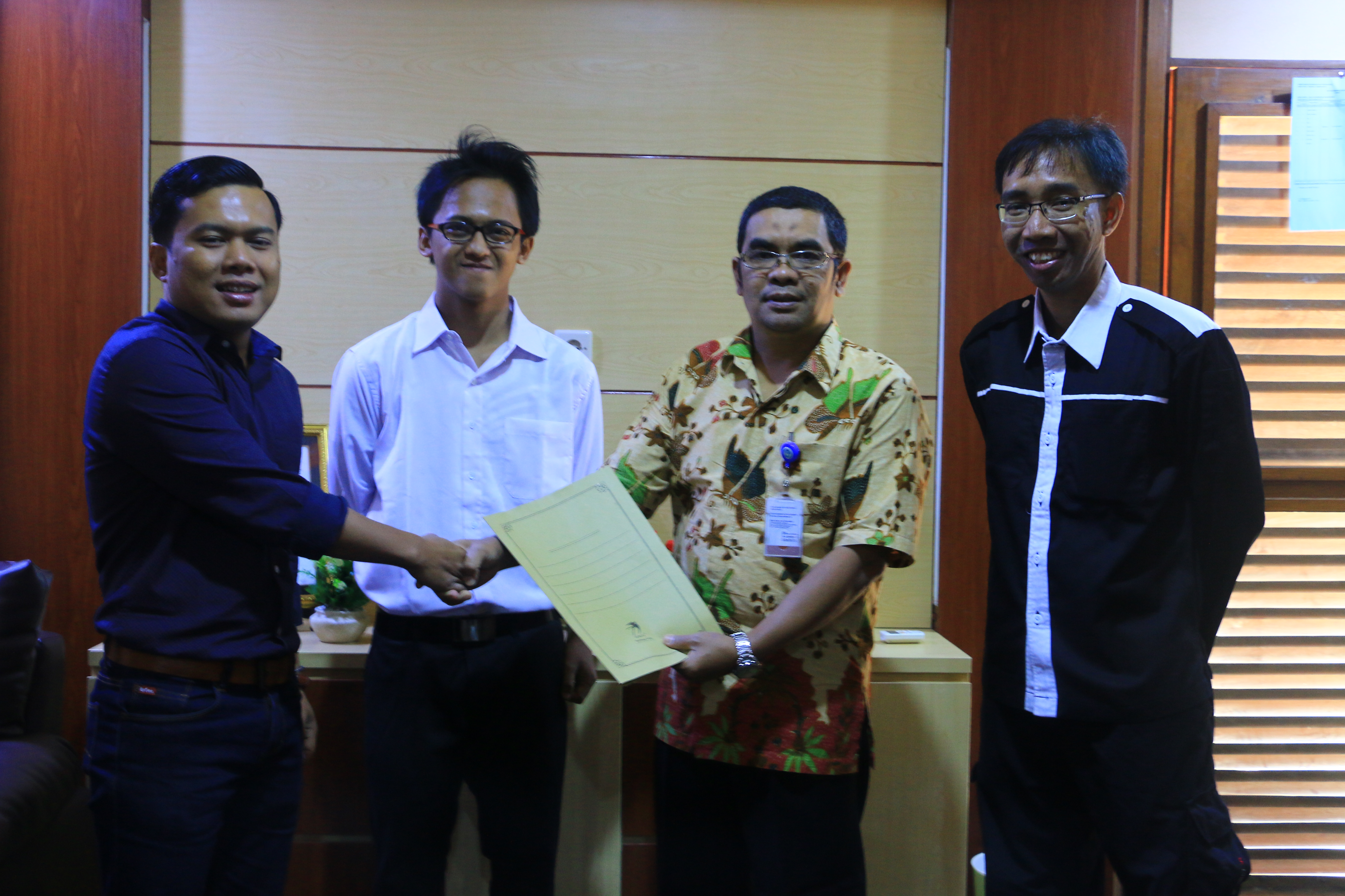 Read more about the article Serah Terima Mahasiswa Magang Arkeologi Universitas Jambi
