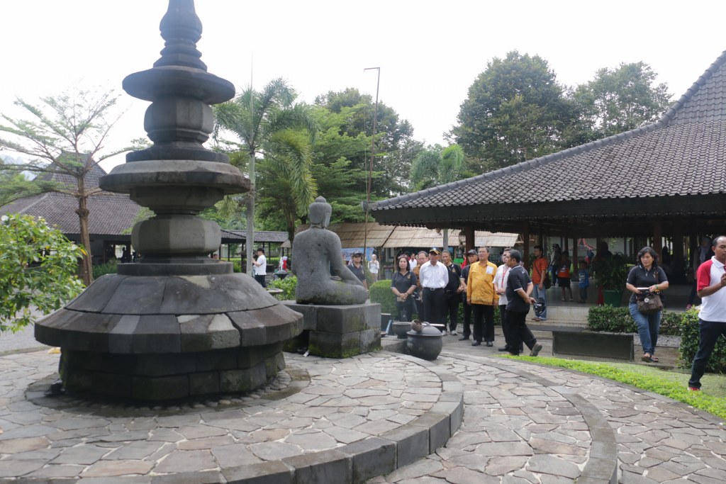 You are currently viewing Kunjungan Menteri Pendidikan dan Kebudayaan di Museum Borobudur