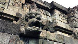 Read more about the article Jaladwara pada Sistem Drainase Lama Candi Borobudur