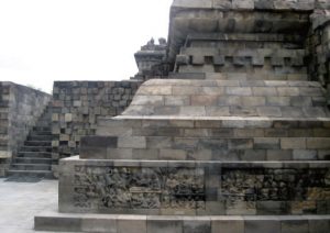 Ojief di Candi Borobudur