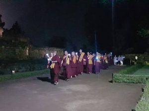 Read more about the article Pradaksina hari terakhir Kagyu Monlam 2019