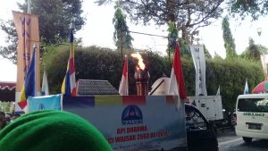 Read more about the article Api Alam Mrapen disemayamkan di Candi Mendut