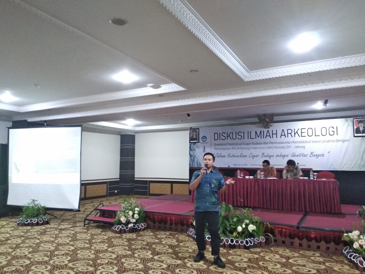 You are currently viewing Diskusi Ilmiah Arkeologi