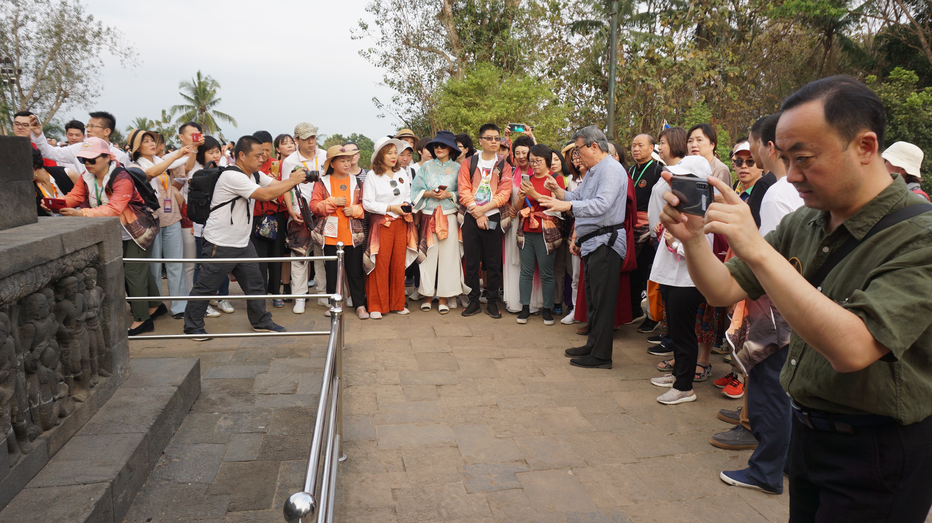 Read more about the article Membaca Relief Candi Borobudur Bersama Salim Lee