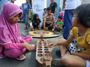 Read more about the article Dolanan Permainan Tradisional Di Car Free Day