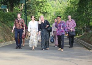 Read more about the article Putri Mahkota Kerajaan Denmark Berkunjung Ke Candi Borobudur