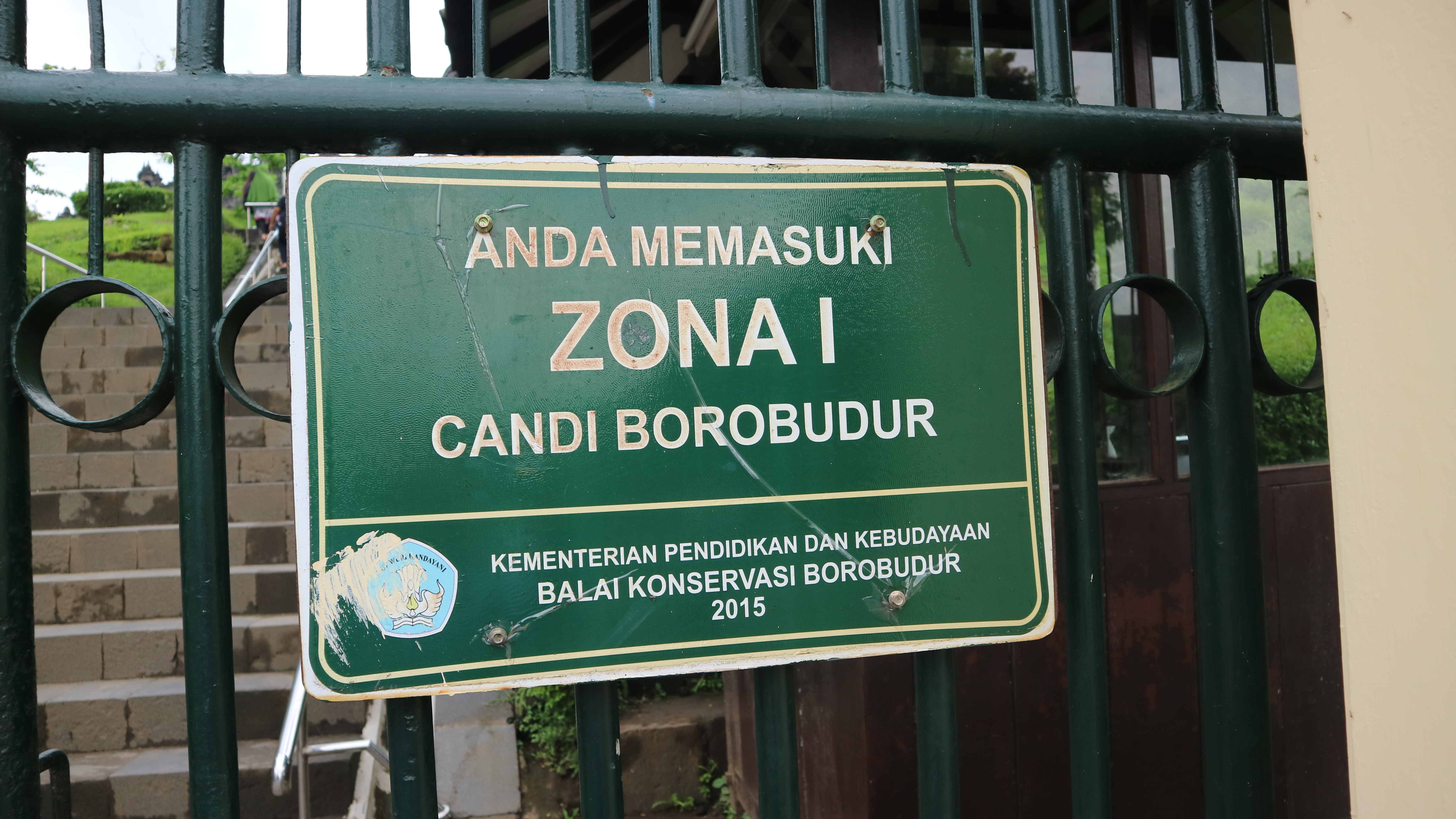 You are currently viewing Observasi Kerusakan Signage Zona Satu Candi Borobudur