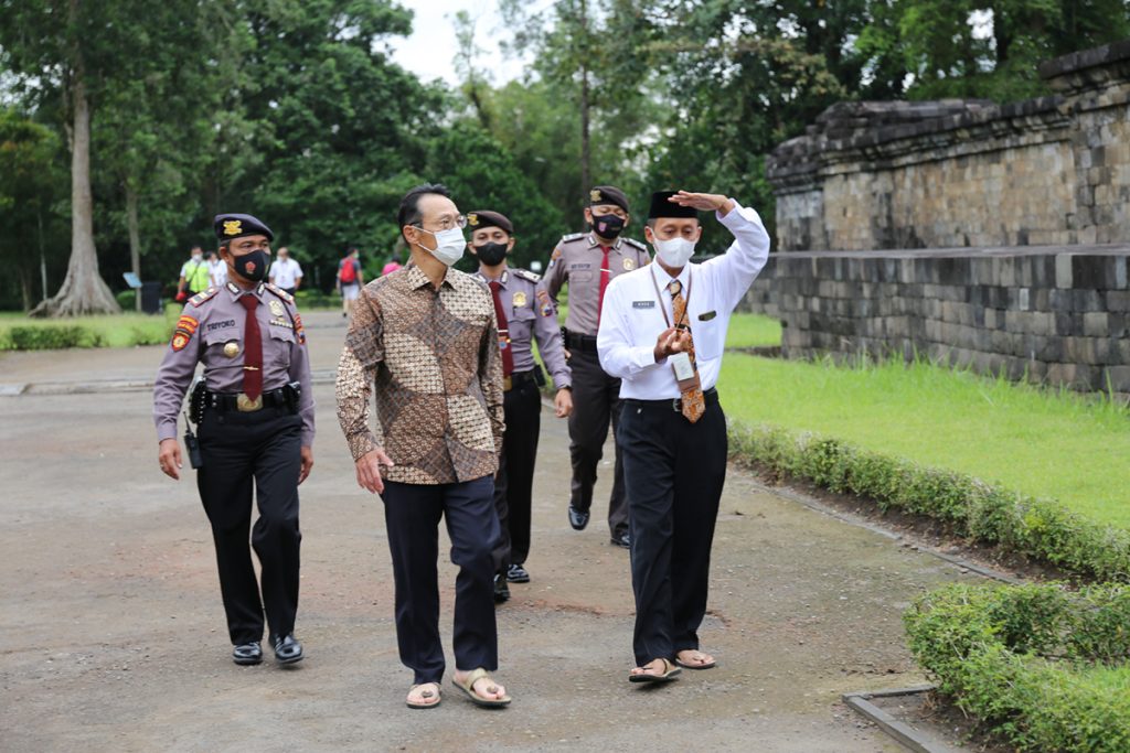 Kunjungan Duta Besar Jepang ke Borobudur