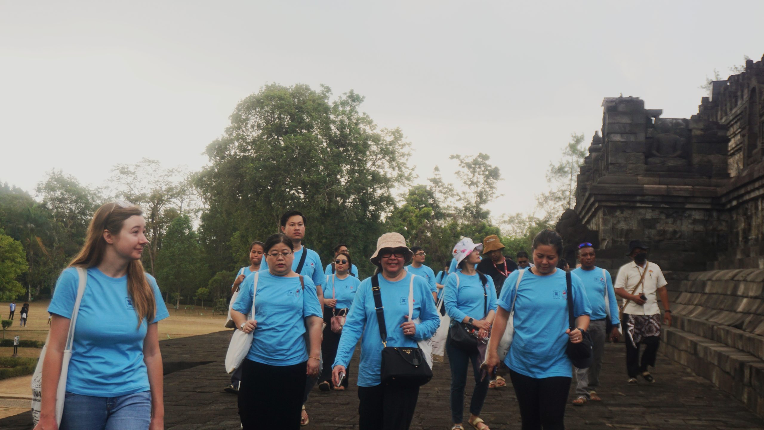 Read more about the article ASEANTOM lakukan Kunjungan Kebudayaan ke Candi Borobudur
