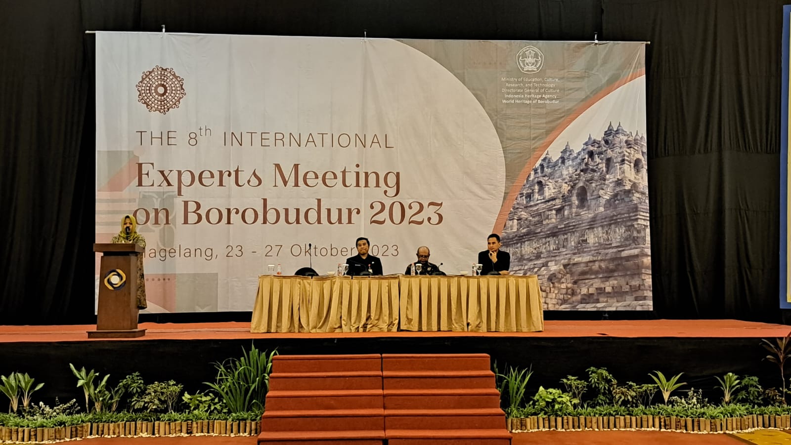 You are currently viewing Pembukaan The 8th International Expert Meeting on Borobudur
