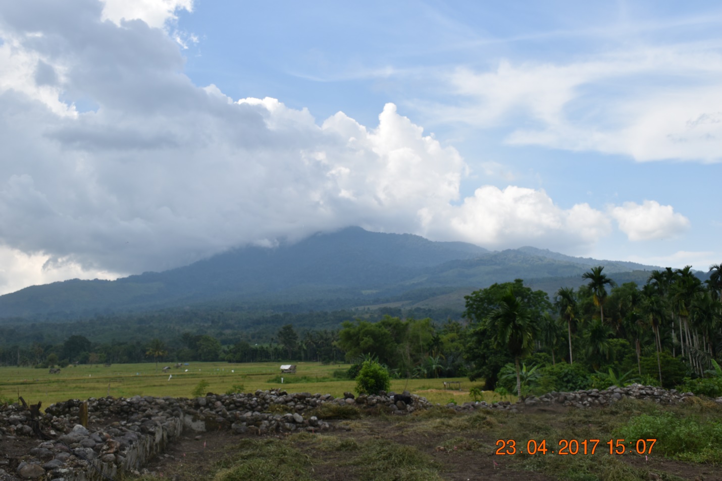 11+ Pemandangan Gunung Gambaran - Kumpulan Gambar Pemandangan