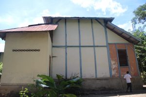 Gereja Noemuti Tampak Belakang 1