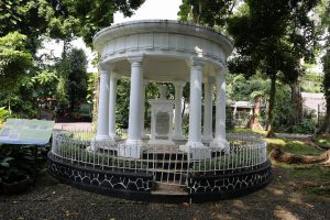 Read more about the article Tugu Lady Raffles, monumen tanda cinta Raffles