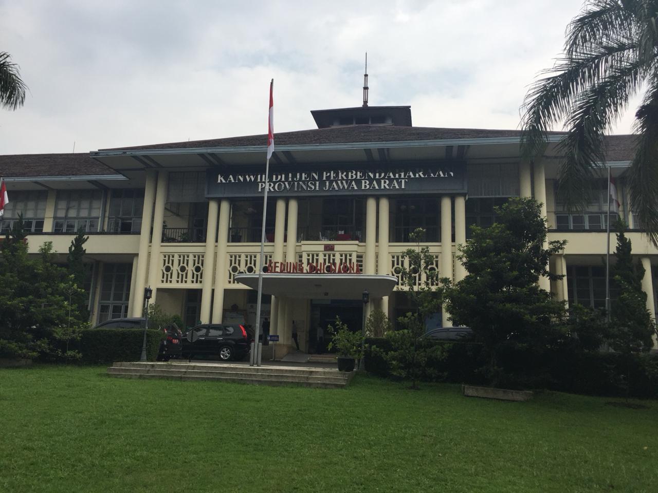 Read more about the article BPCB Banten Lakukan Pemetaan dan Penggambaran Gedung Dwi Warna Bandung