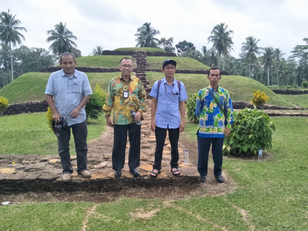 Read more about the article Direktur PCBM Instruksikan Penataan Situs Taman Purbakala Pugung Raharjo menjadi Program Prioritas BPCB Banten Tahun 2020