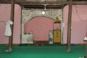 bagian mihrab masjid tua riung