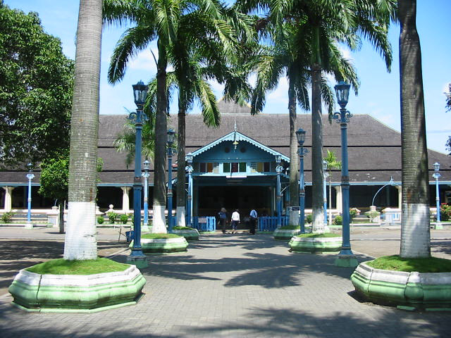 You are currently viewing Masjid Agung Surakarta