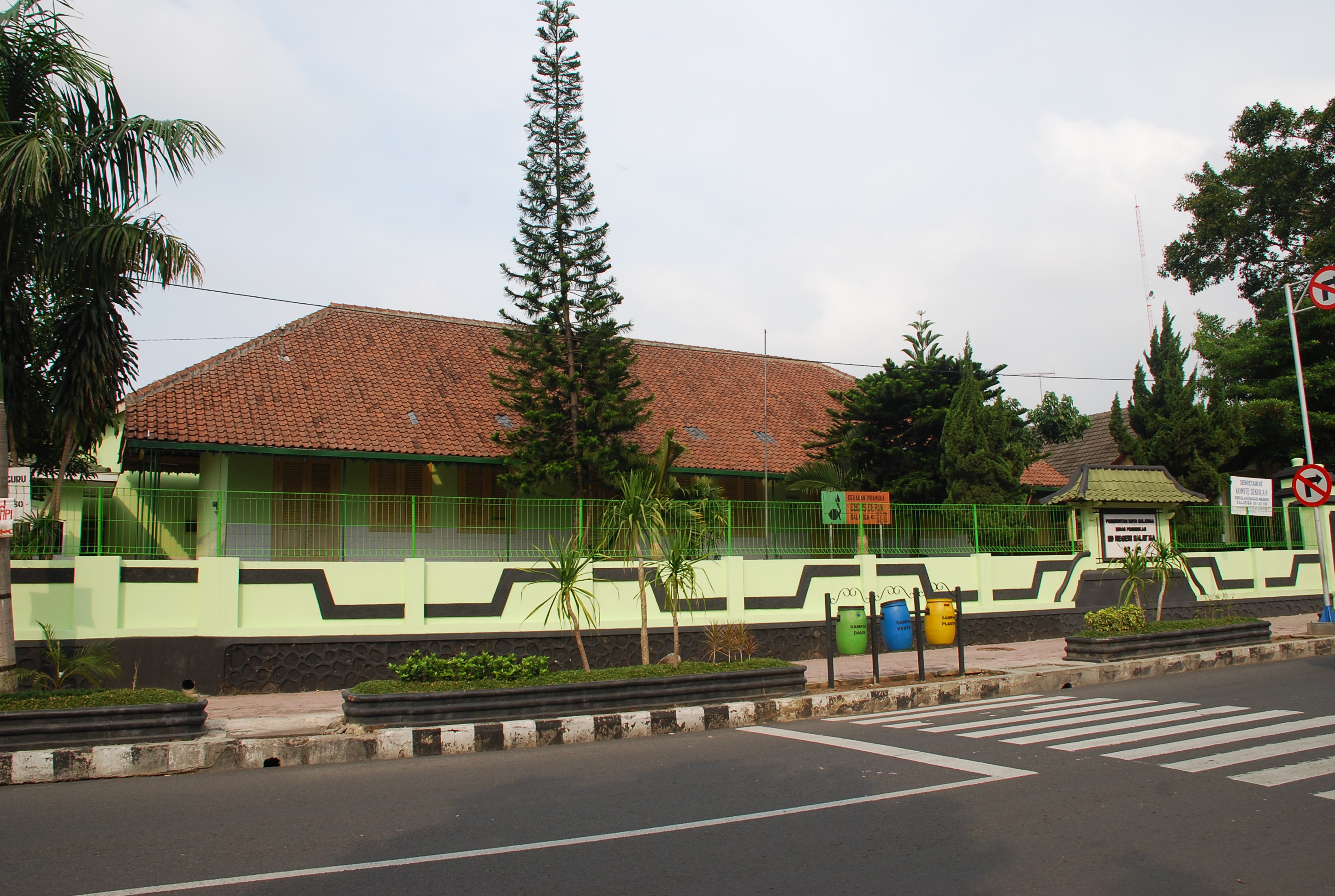 Read more about the article SD 02/09 Salatiga, Penanda Kota Modern