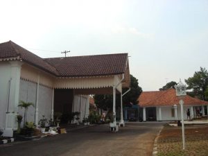 Read more about the article Kompleks Rumah Dinas Walikota Salatiga, Banguan Dua Rasa