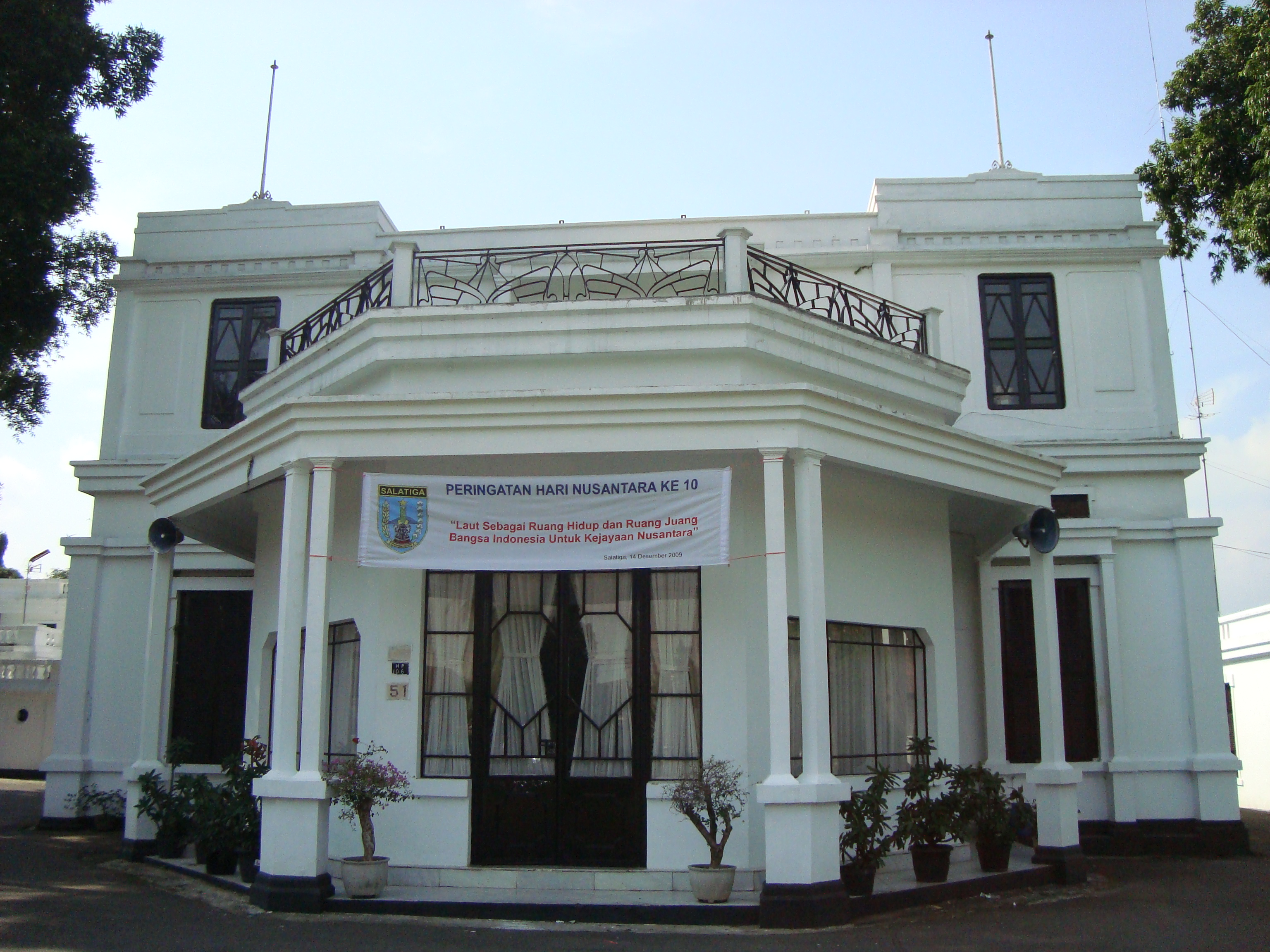 Read more about the article Kantor Walikota Salatiga, Satu-Satunya Bangunan Bergaya Neoklasik Di Salatiga