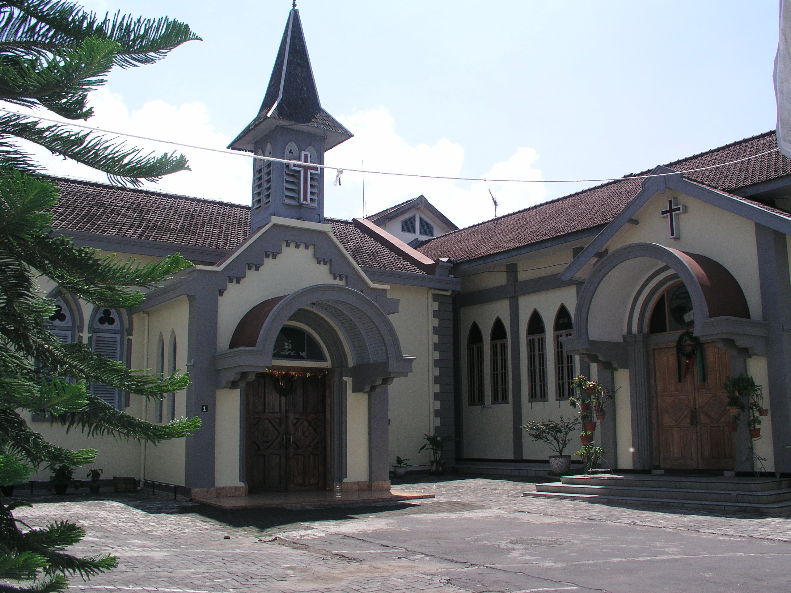 Read more about the article Gereja GPIB Salatiga, Bangunan Kolonial Bergaya Gothic