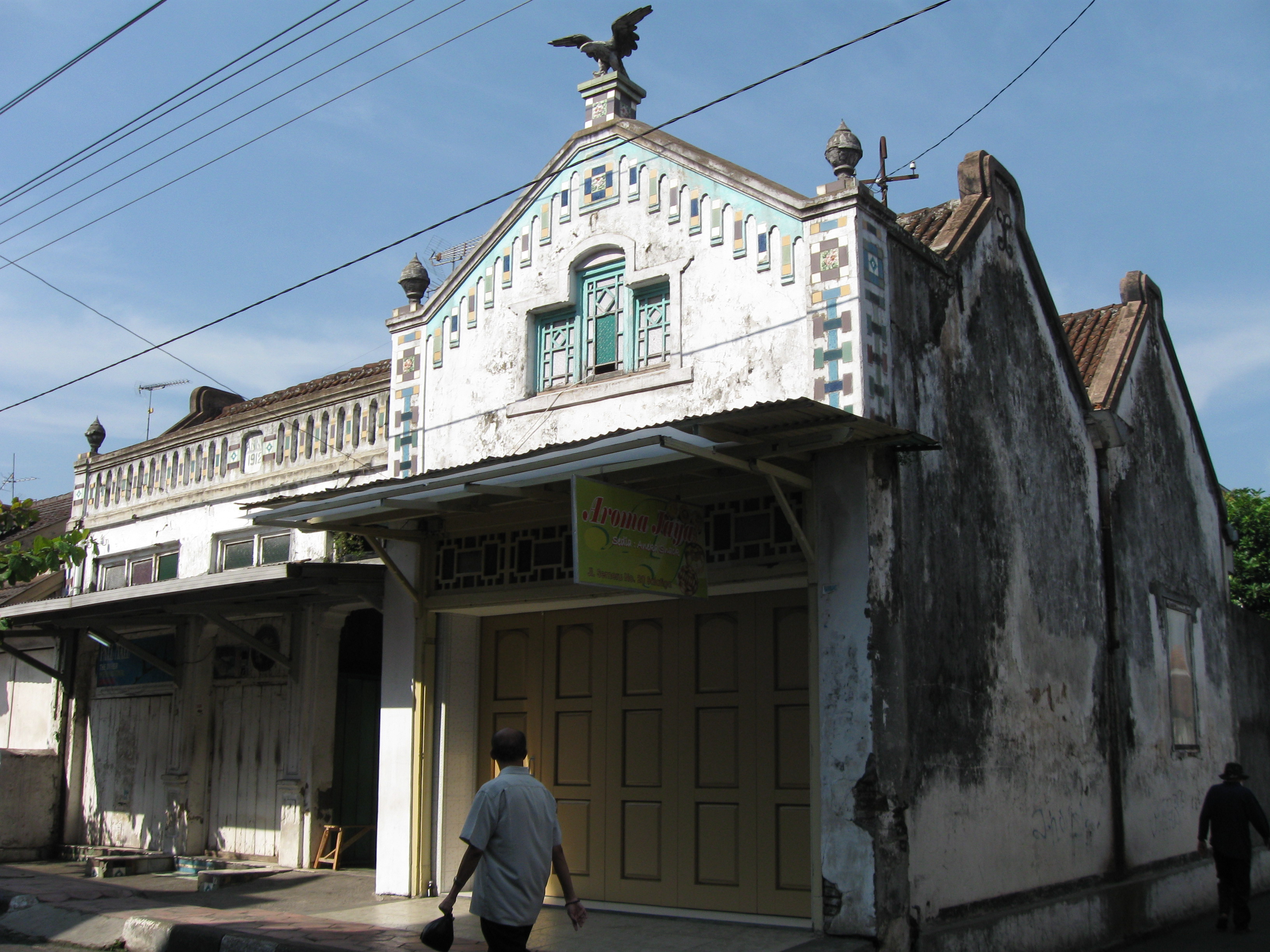 Read more about the article Bangunan Rumah Tinggal Jl. Semeru 20 Salatiga (Toko Aneka Jaya)