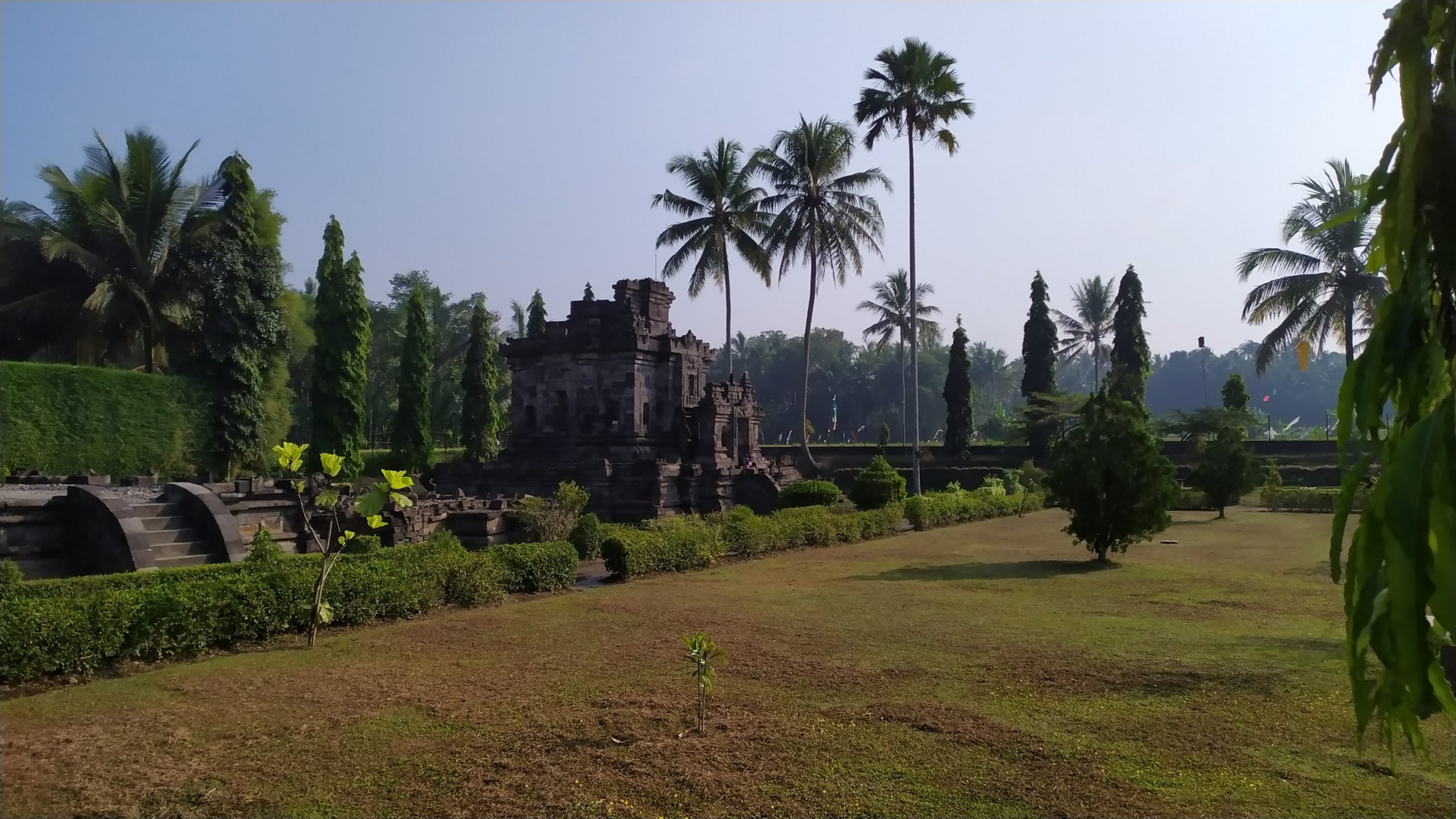 Read more about the article Karakteristik Relief Candi Ngawen