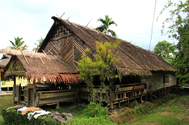 Uma Arleus Sakukuret di Muara Siberut, Mentawai.