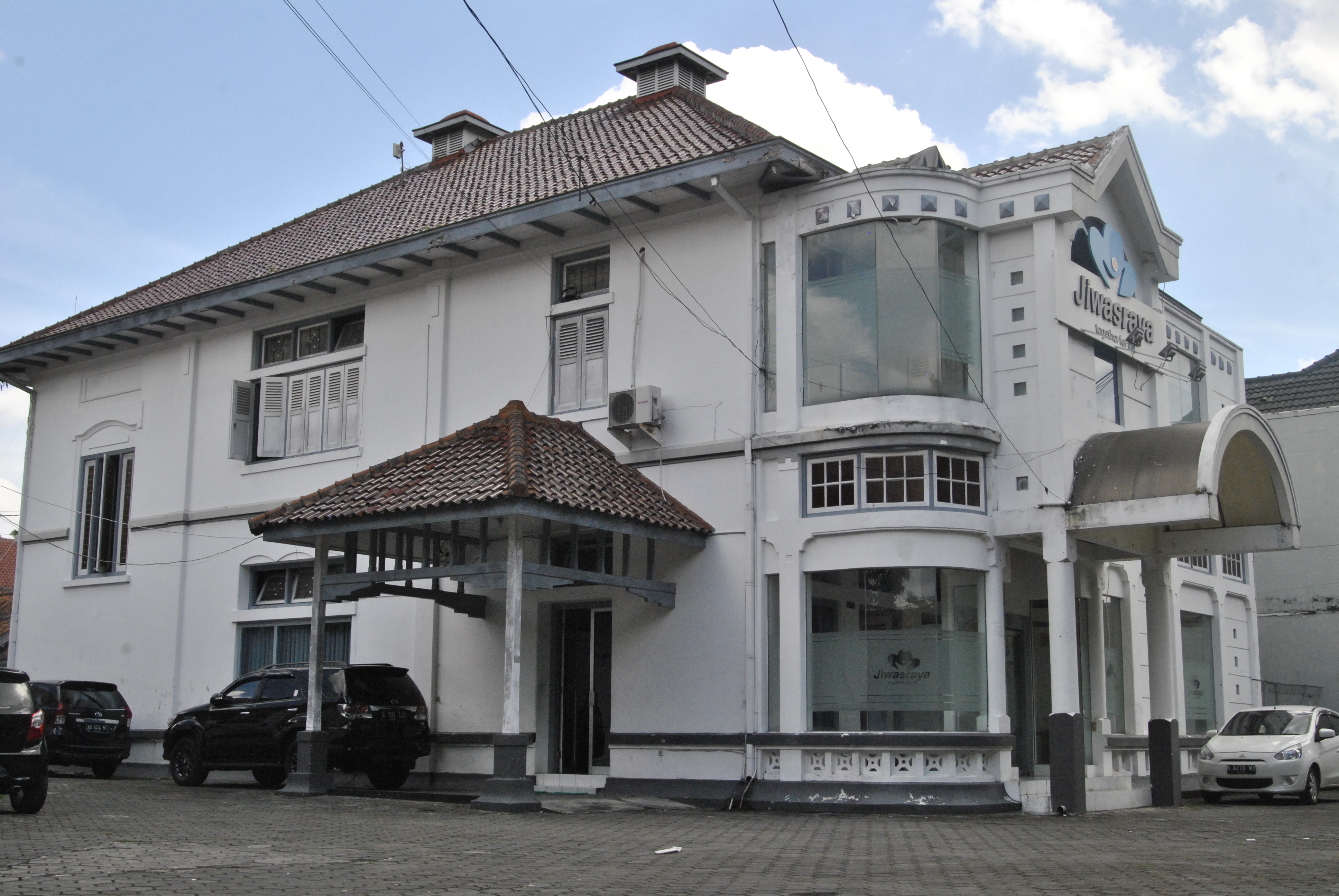 Read more about the article Gedung PT Asuransi Jiwasraya