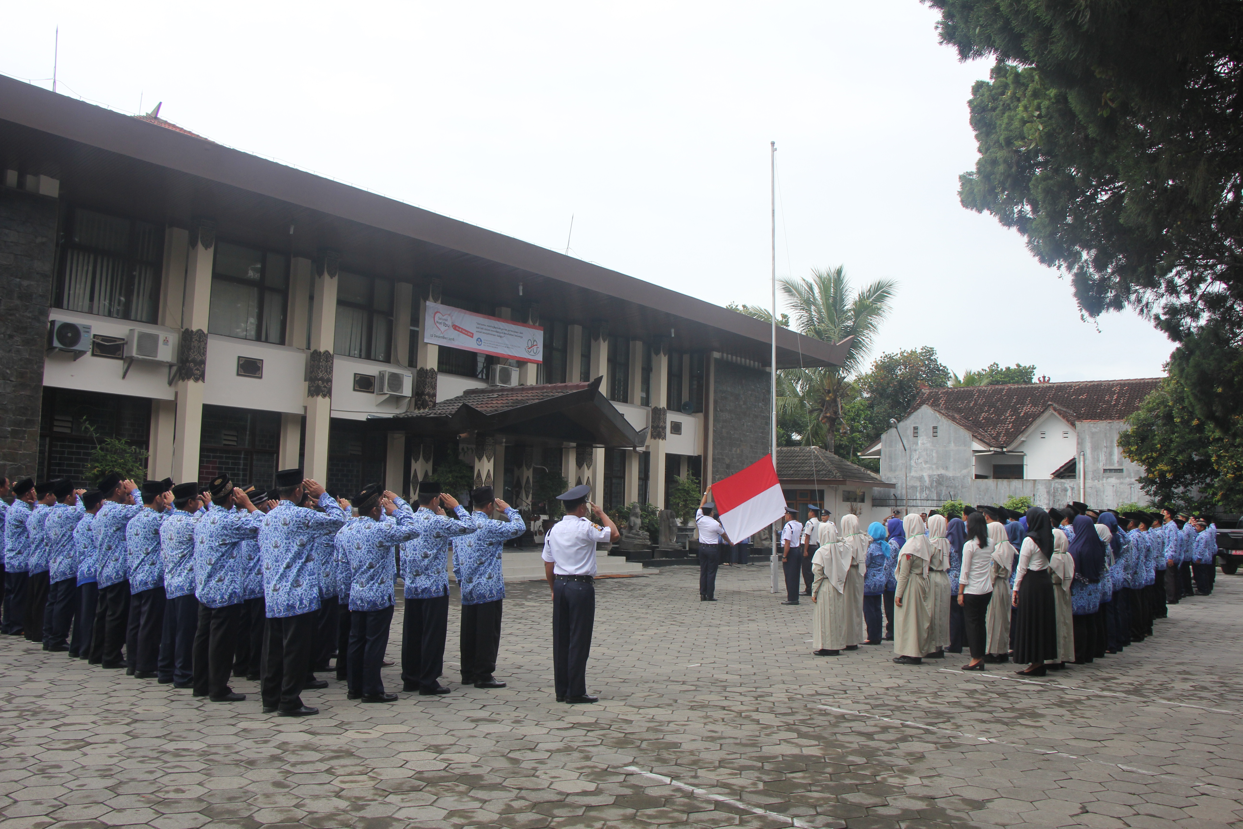 Read more about the article Upacara Peringatan Hari Ibu (PHI) ke-90 di BPCB DIY