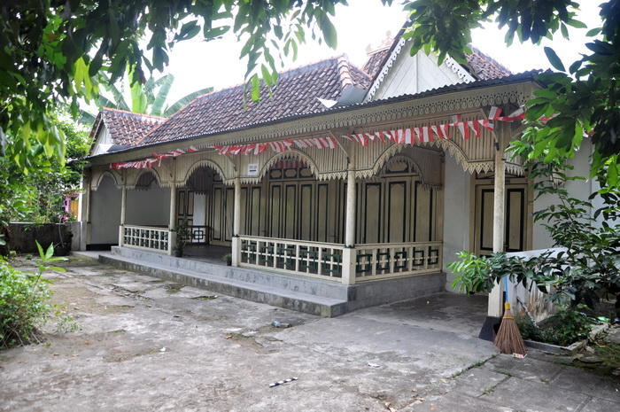 Read more about the article Rumah Tradisional Milik Yusup Sudirman