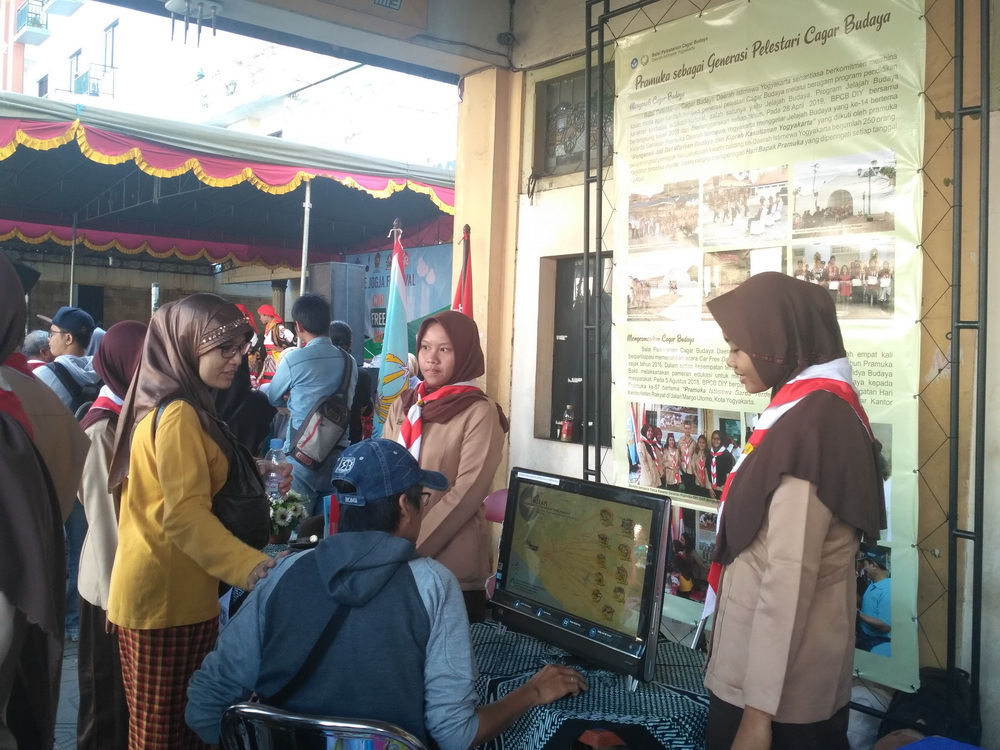 Read more about the article Menyosialisasikan Cagar Budaya di Acara Car Free Day