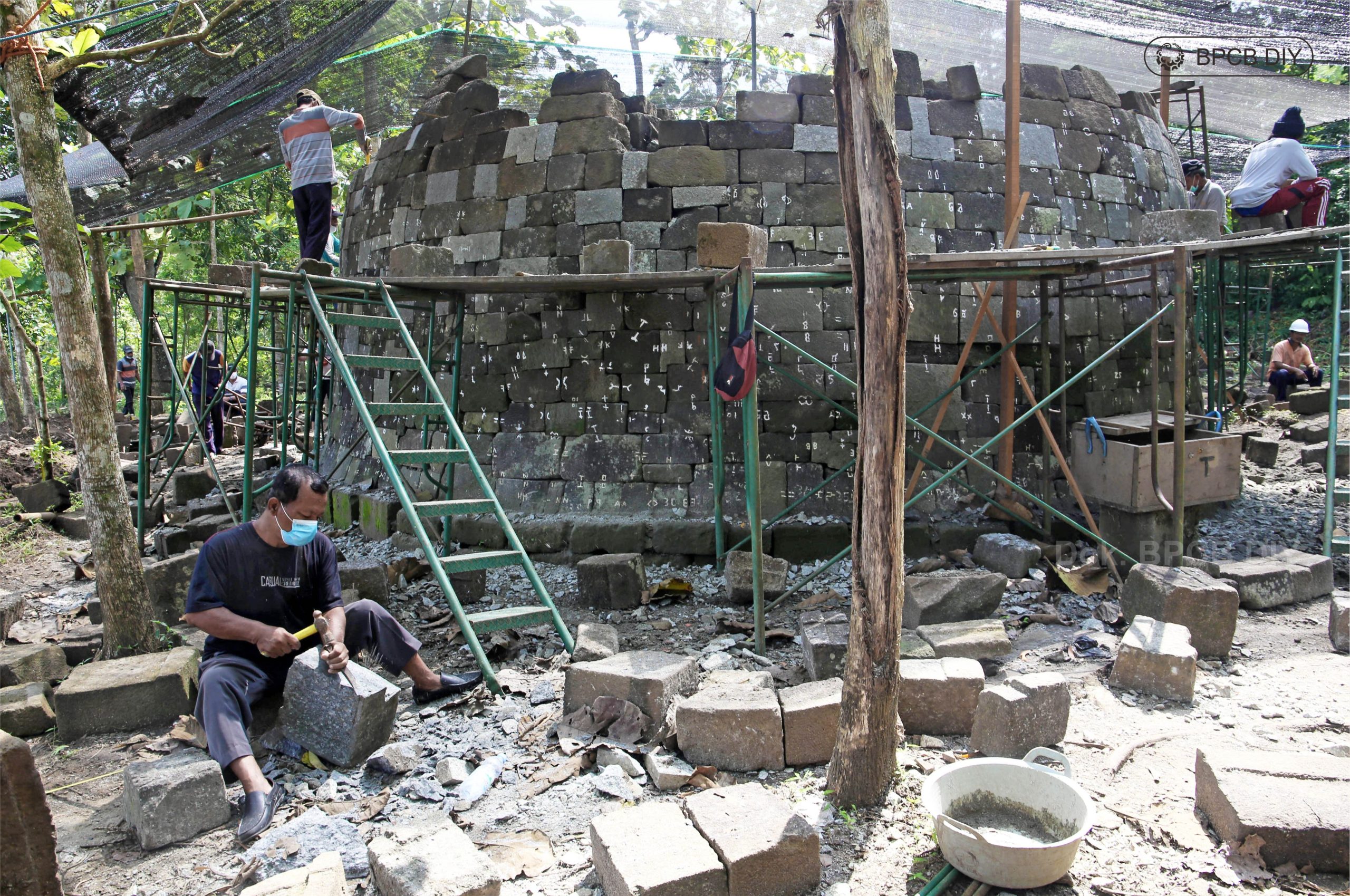 Read more about the article Rekonstruksi Stupa Dawangsari