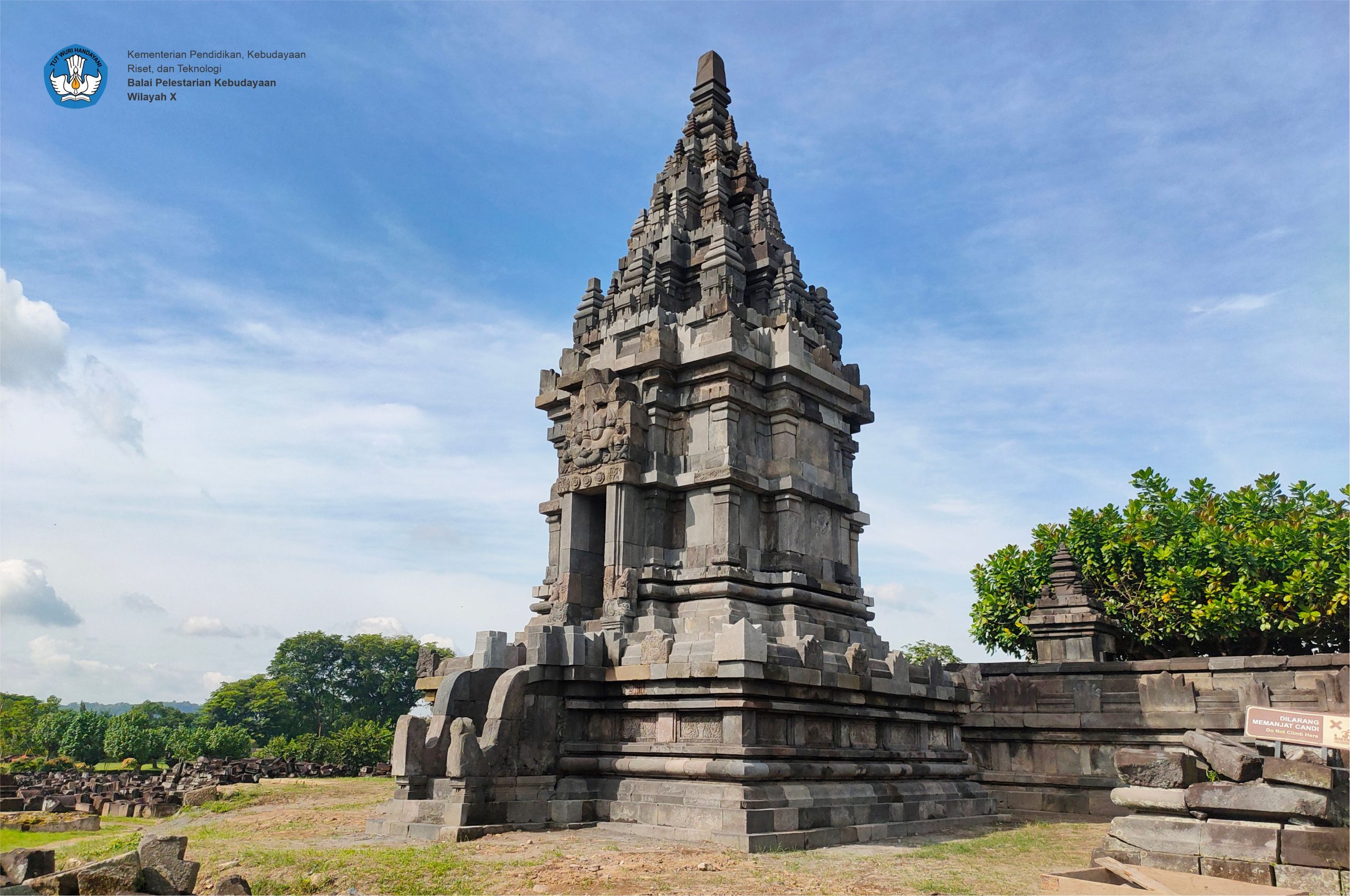 Read more about the article Memandang Kembali Candi Perwara Keenam di Kompleks Candi Prambanan