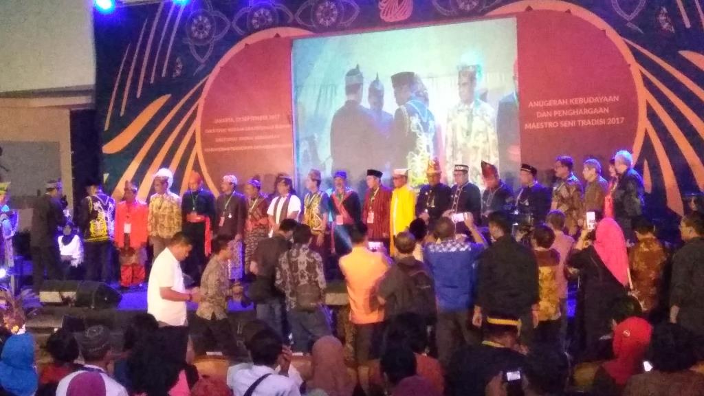 You are currently viewing Penerima Anugerah Kebudayaan dan Penghargaan Maestro Seni Tradisi 2017 Wilayah Kerja BPNB Jabar