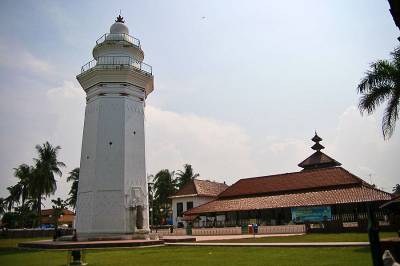 You are currently viewing Masjid Agung Banten Lama