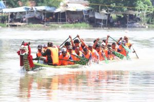 Read more about the article Asal mula Festival Peh Cun di Kota Tangerang