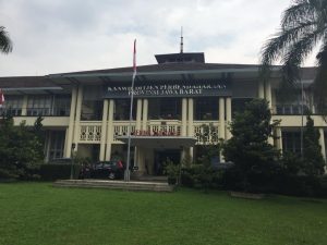 Read more about the article Cagar Budaya Gedung Dwi Warna di Kota Bandung