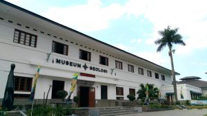 Read more about the article Cagar Budaya Museum Geologi Bandung